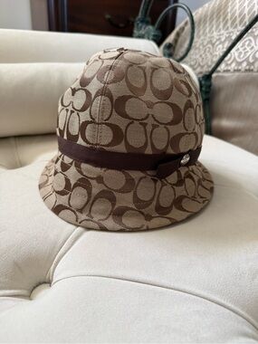 Coach Brown Logo Lined Bucket Hat